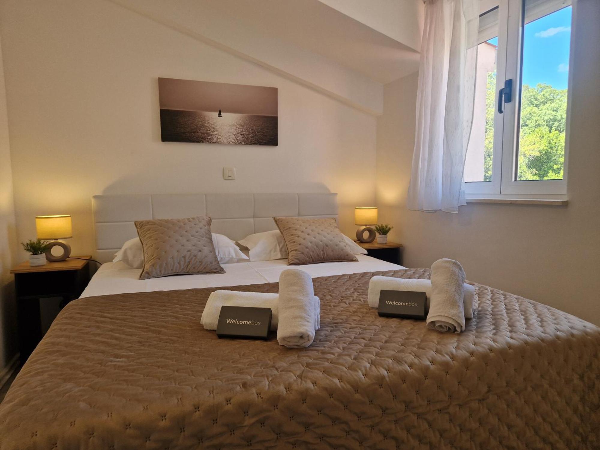 Apartments Mb Kaštela エクステリア 写真