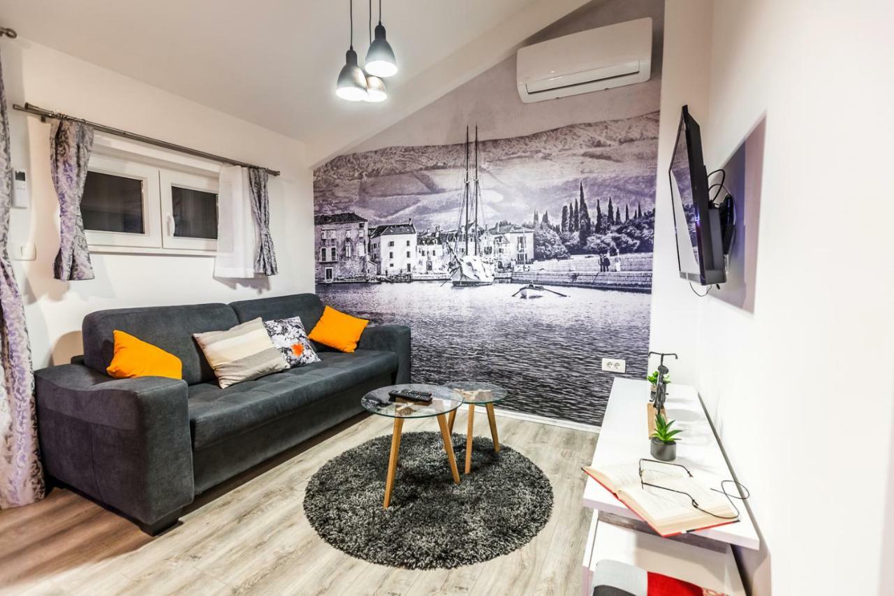 Apartments Mb Kaštela エクステリア 写真