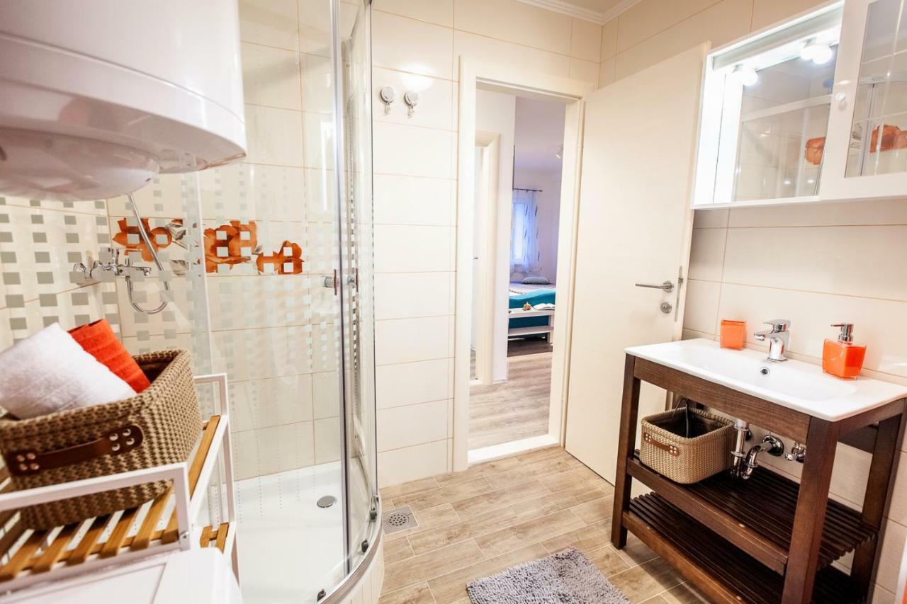 Apartments Mb Kaštela エクステリア 写真