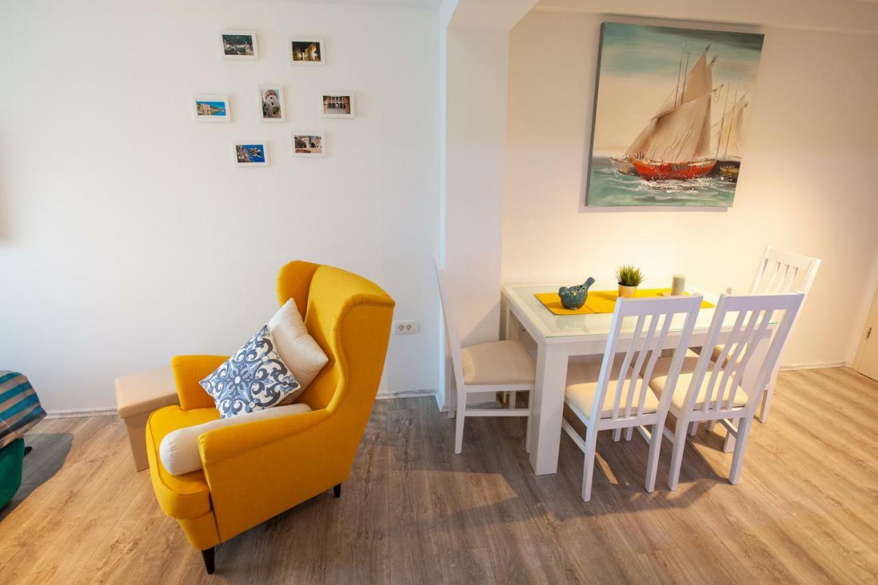 Apartments Mb Kaštela エクステリア 写真