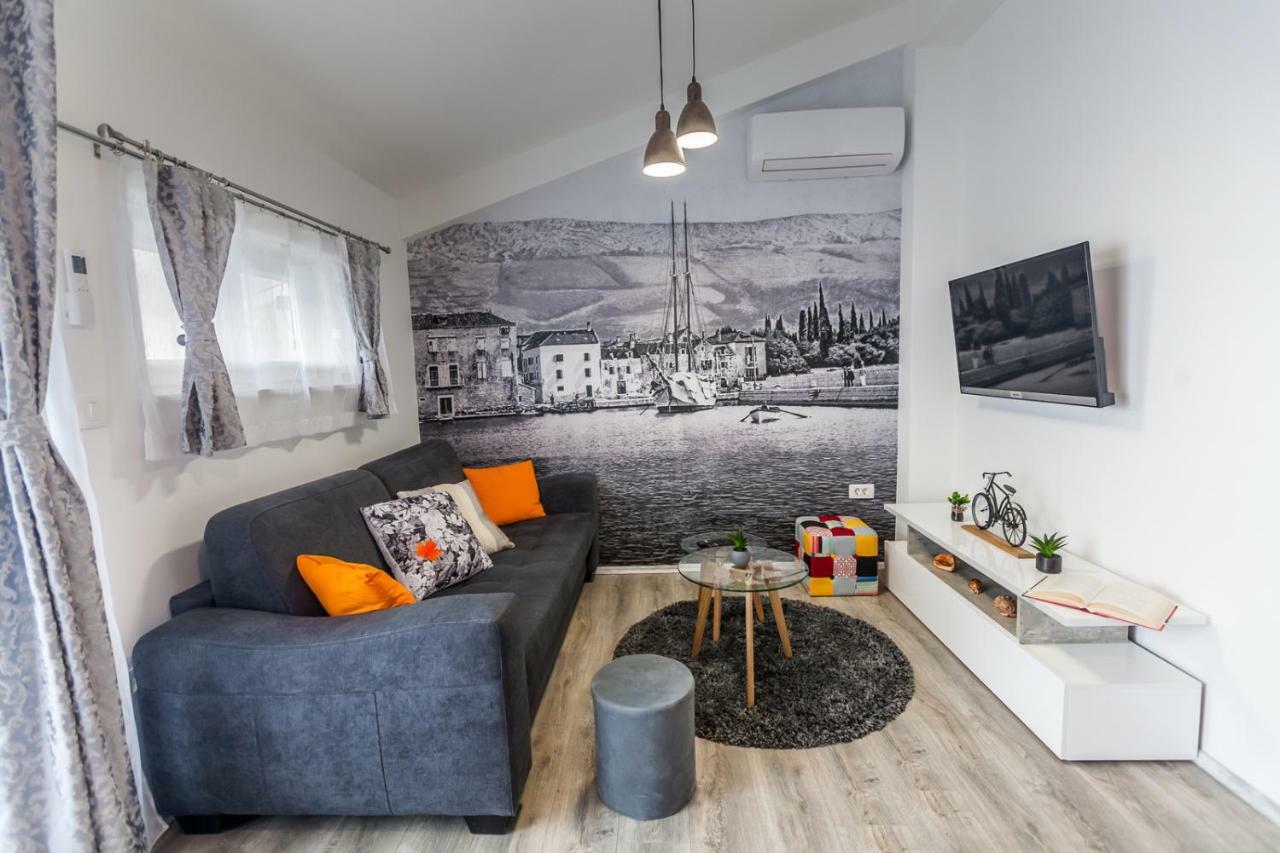 Apartments Mb Kaštela エクステリア 写真