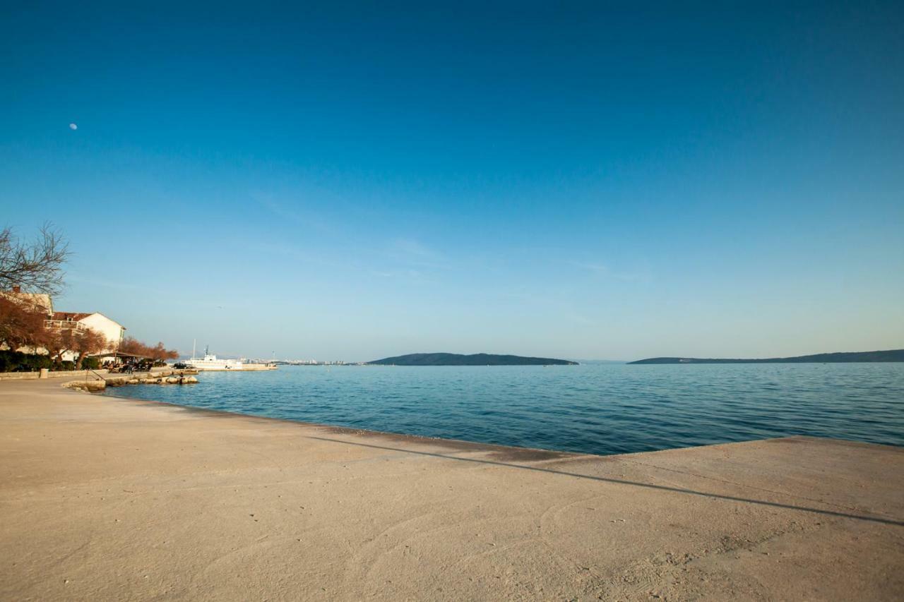 Apartments Mb Kaštela エクステリア 写真
