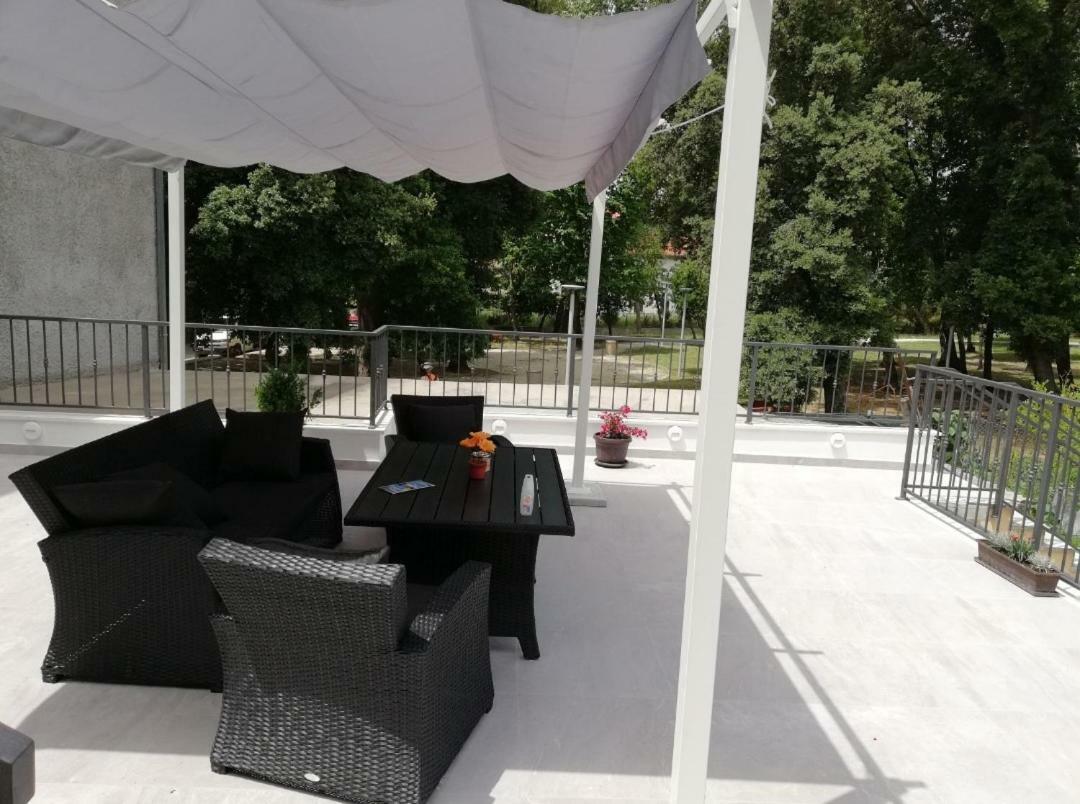 Apartments Mb Kaštela エクステリア 写真